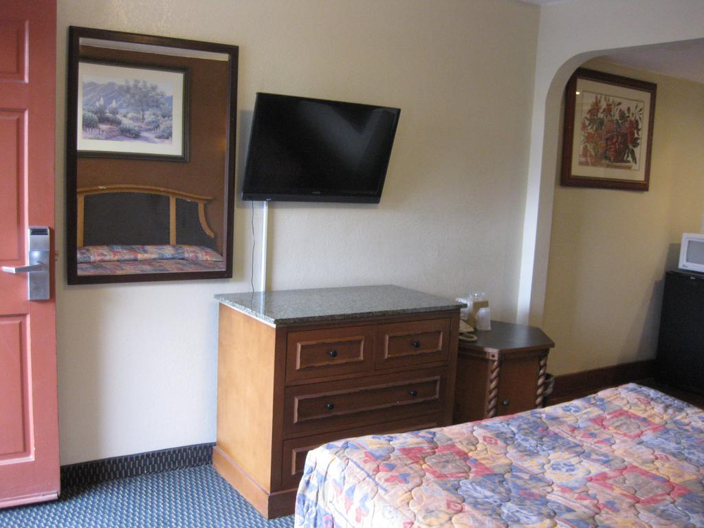 Motel Sunshine 3*