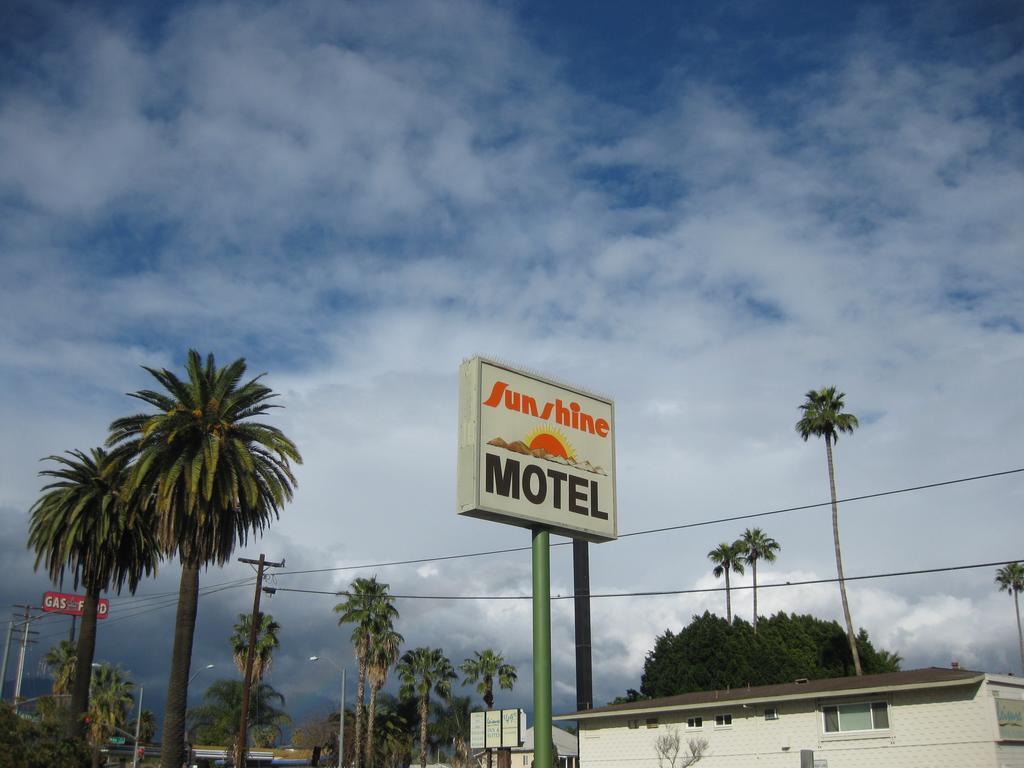 Motel Sunshine 3*