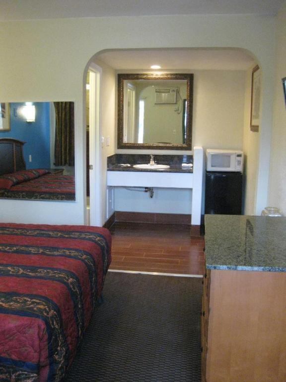 Sunshine Motel San Bernardino